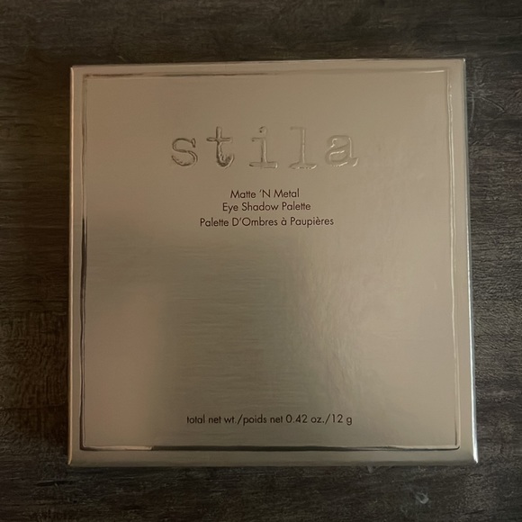 Stila Matte ‘N Metal Eyeshadow Palette NIB - Picture 8 of 9